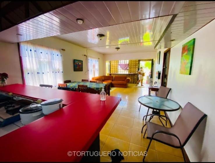 Вилла Casa Artavia Тортугеро Номер фото